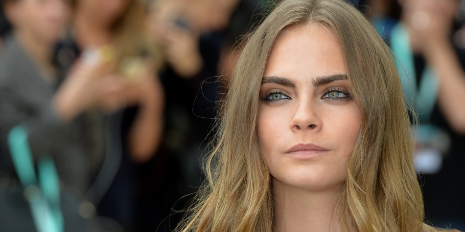Cara Delevingne posa en defensa de los animales