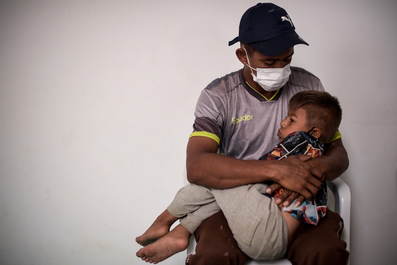 Entre 2020 y 2021, la ONG Apoyar identificó 588 niños, niñas y adolescentes separados y 483 no acompañados. El hecho de que muchos de ellos se ubiquen en asentamientos informales, les impide acceder a agua potable, alcantarillado, energía y condiciones de vivienda digna.