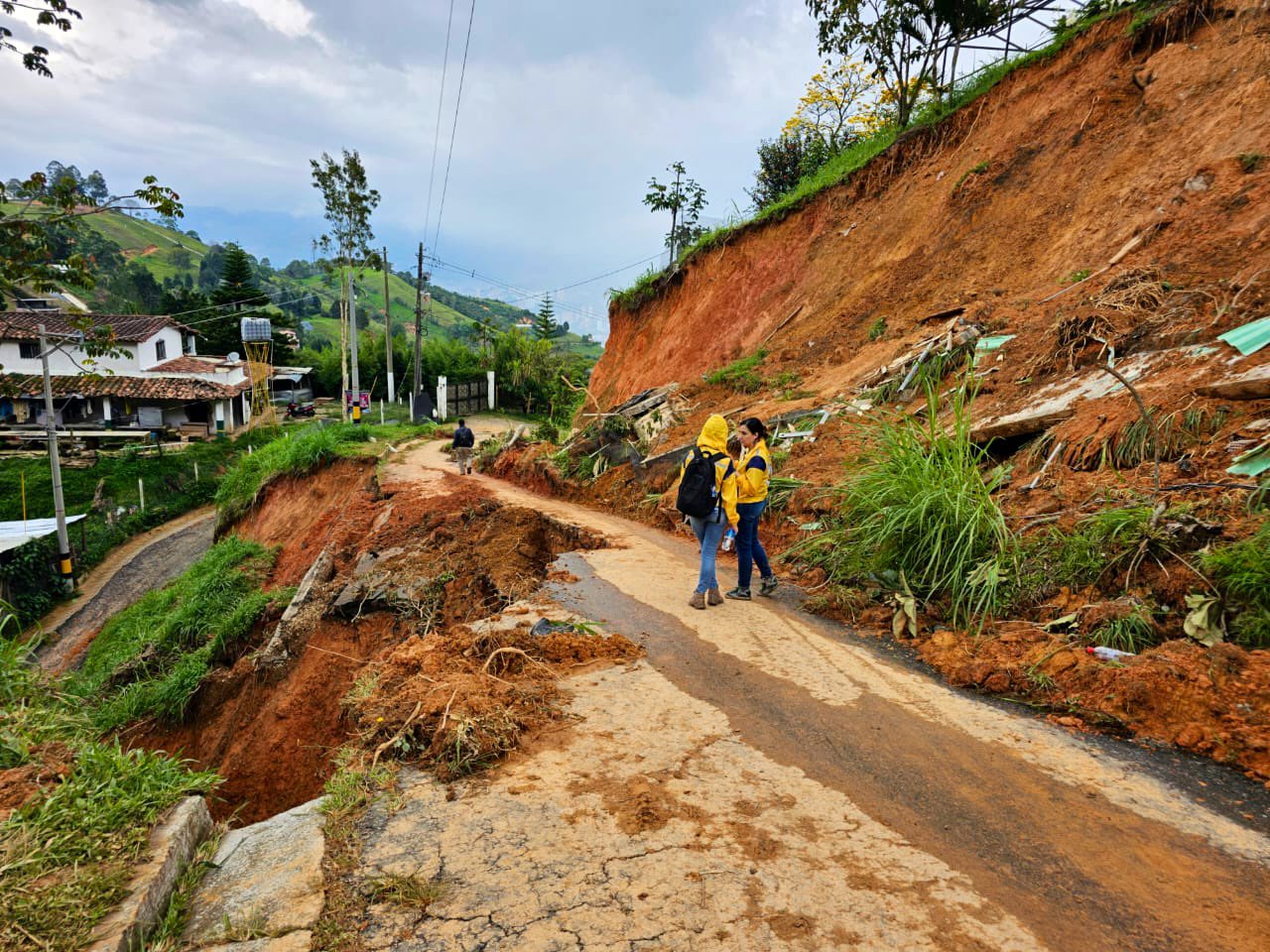 Lluvias en Medellín: ya son más de 1.700 las personas afectadas por las emergencias