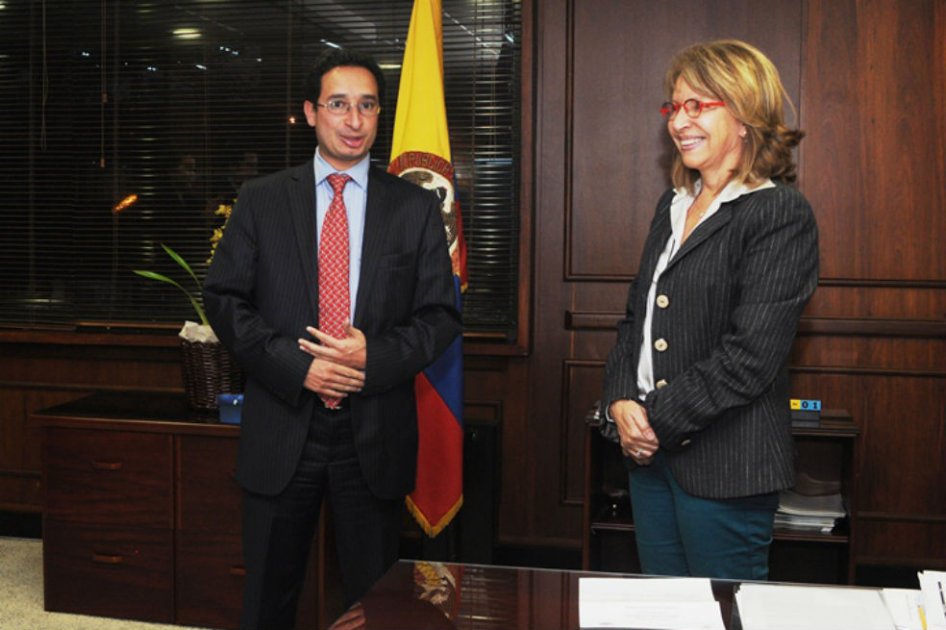 Fiscalía llamará a interrogatorio al viceministro de Transporte