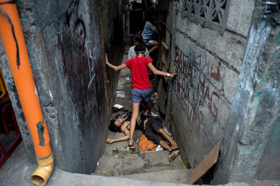 La miserable vida de las viudas de la droga en Filipinas