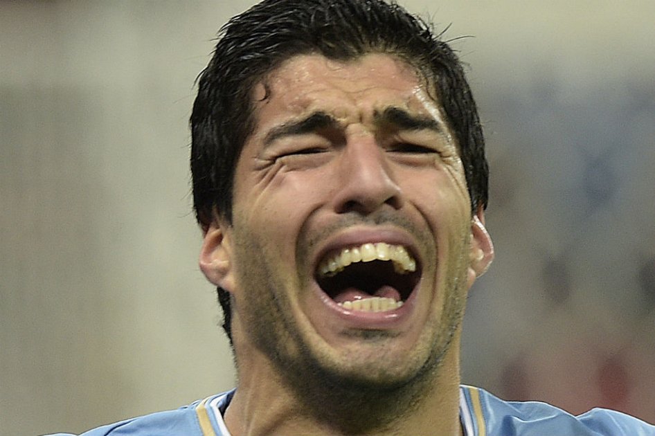 Luis Suárez se pierde el partido contra Colombia, sancionado con 9 fechas por morder a Chiellini