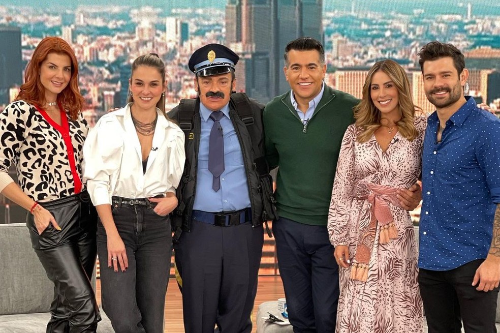 Desde hace varios días, el presentador Carlos Calero, conductor de Día a Día junto a Catalina Gómez, Carolina Soto y Carolina Cruz, ha estado ausente del programa del canal Caracol.