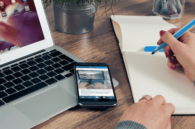 10 mil colegios públicos tendrán internet gratuito en 2021: MinTic