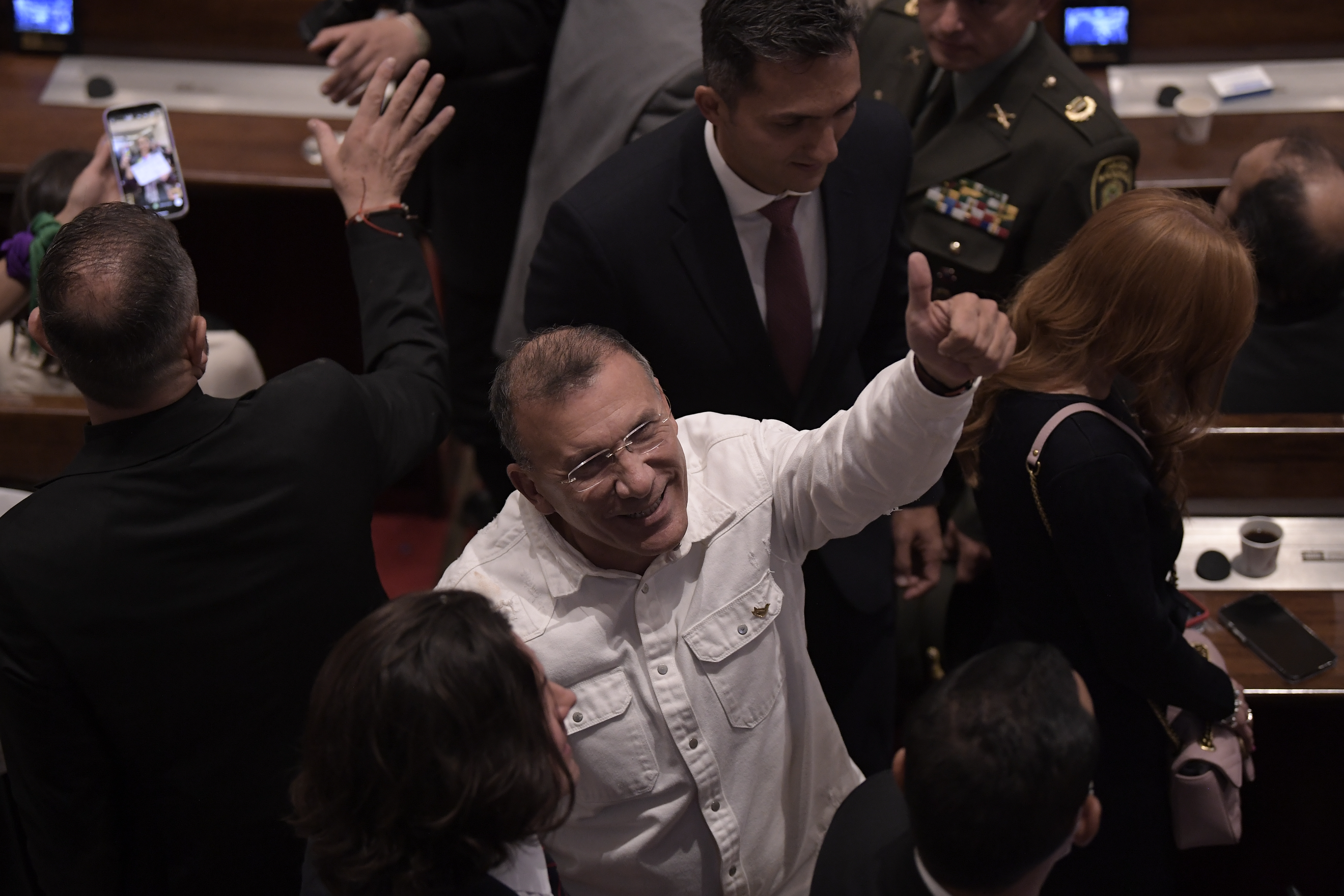 Roy Barreras: “Ya no hay cáncer en mi cuerpo”