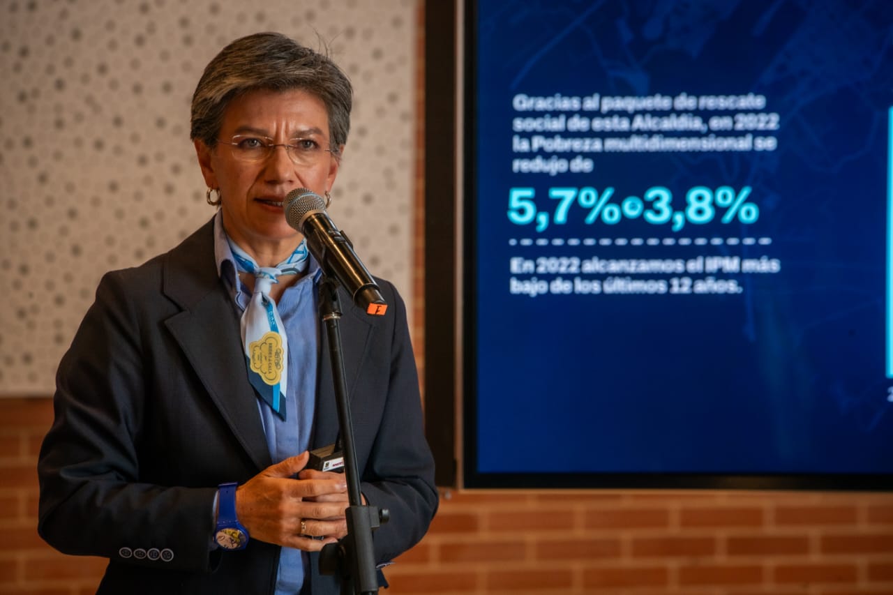 “Gobierno excluyó a 161 mil familias de transferencias monetarias en Bogotá”, Claudia López