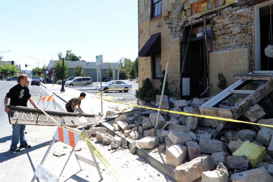Cifran en US$1.000 millones los daños tras el temblor en California