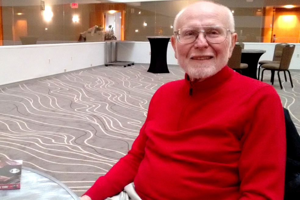 El exembajador Myles Frechette en la recepción del hotel Hyatt Bethesda de Washington. / Archivo particular