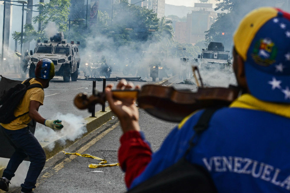 Fiscal de Venezuela presenta acción contra Constituyente de Maduro