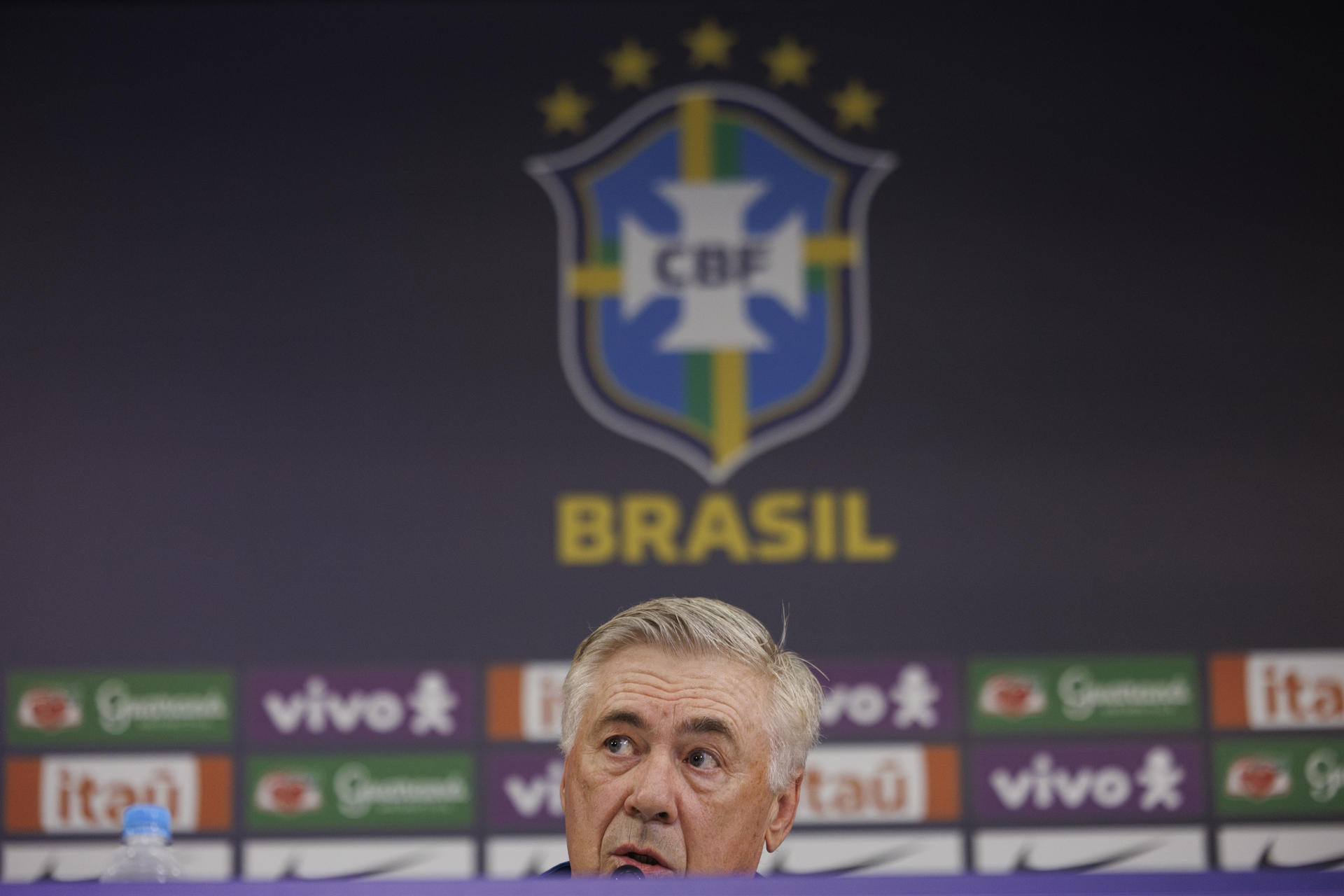 Carlo Ancelotti: “Raphinha es uno de los mejores jugadores del momento”