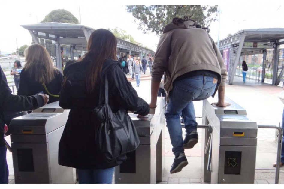Usuarios convocan colatón en Transmilenio este viernes