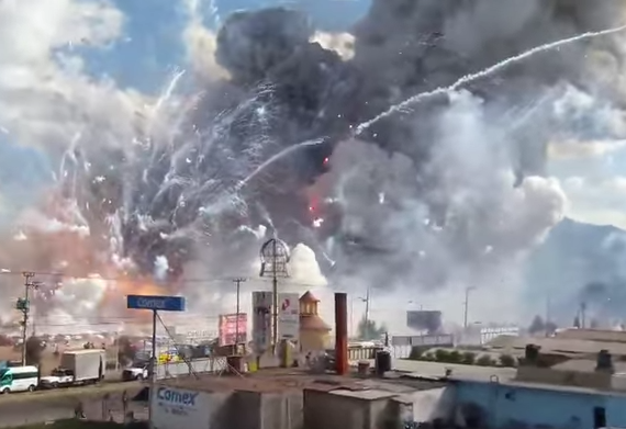 Video: Así fue la explosión del mercado de pirotécnica más grande de México
