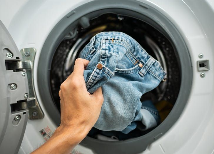 ¿Cómo dejar la ropa impecable en lavadora y ahorrar energía? Este truco lo logra todo