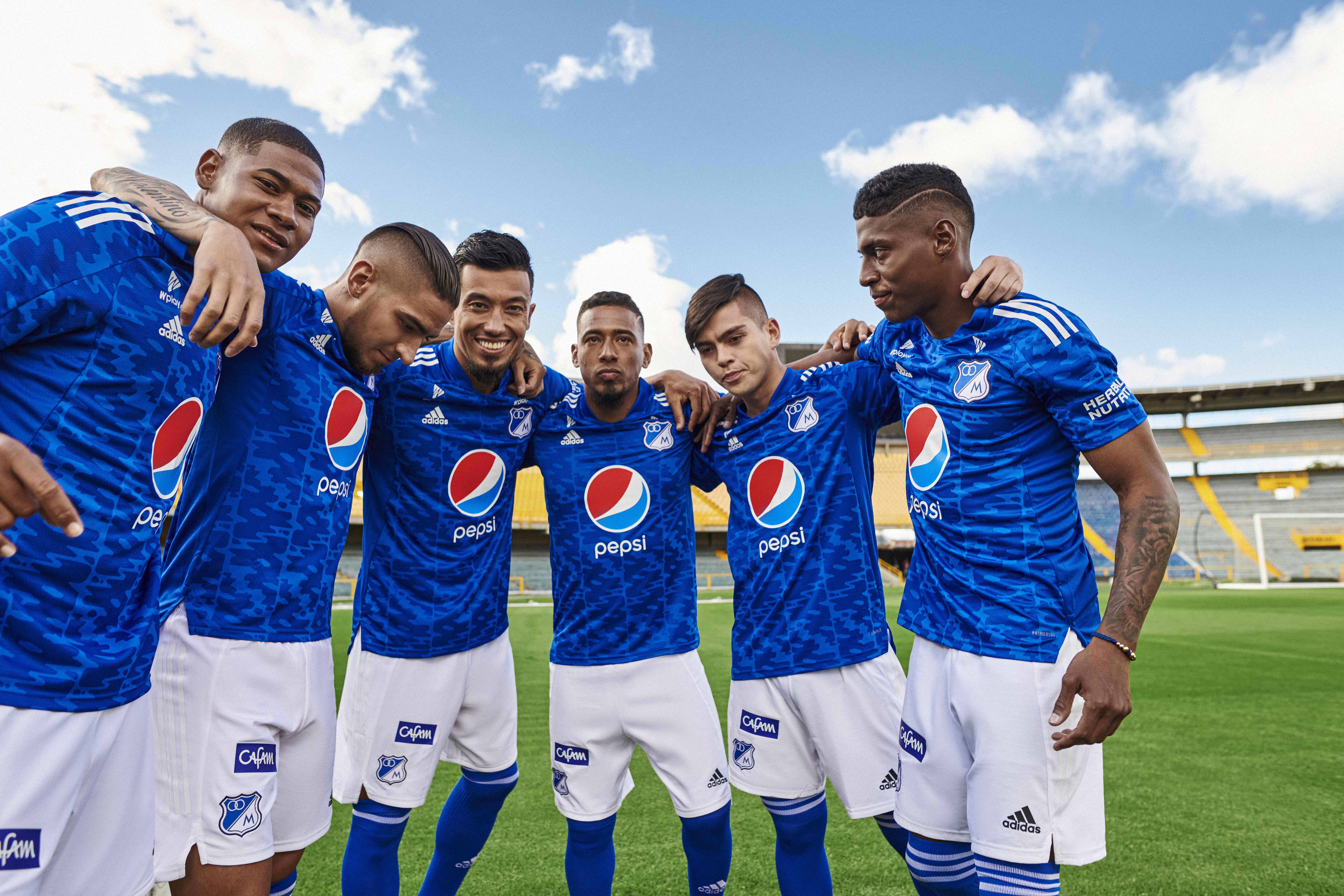 La nueva camiseta de Millonarios.