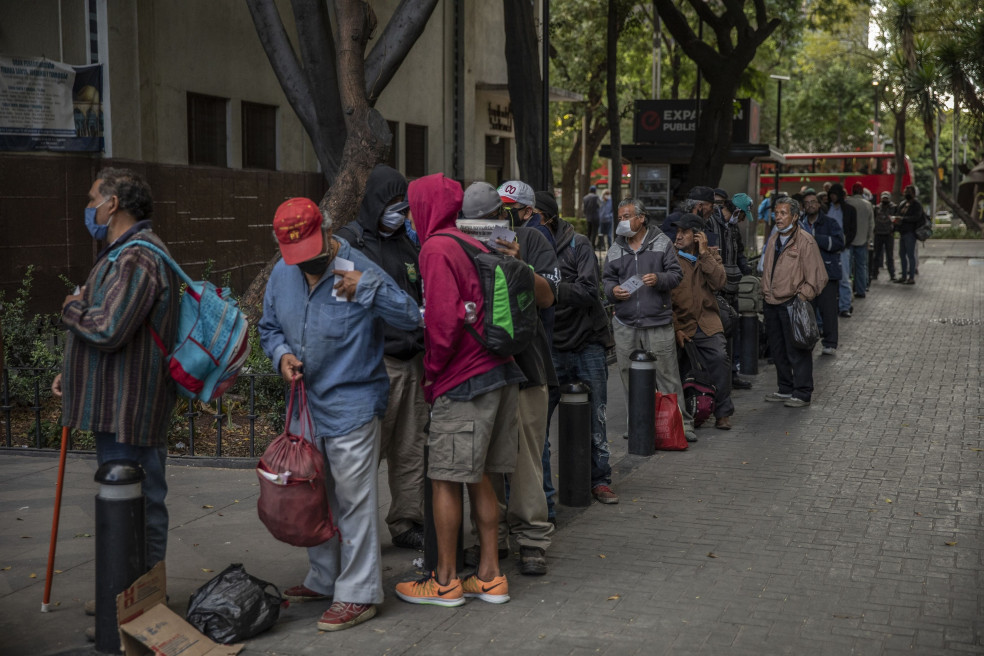 Covid-19 puede empujar a 100 millones de personas a la pobreza extrema: BM