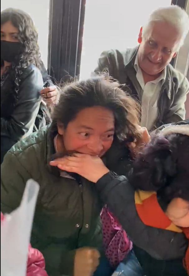 Video | Violencia en Transmilenio: mujeres se pelean con mordiscos por una silla