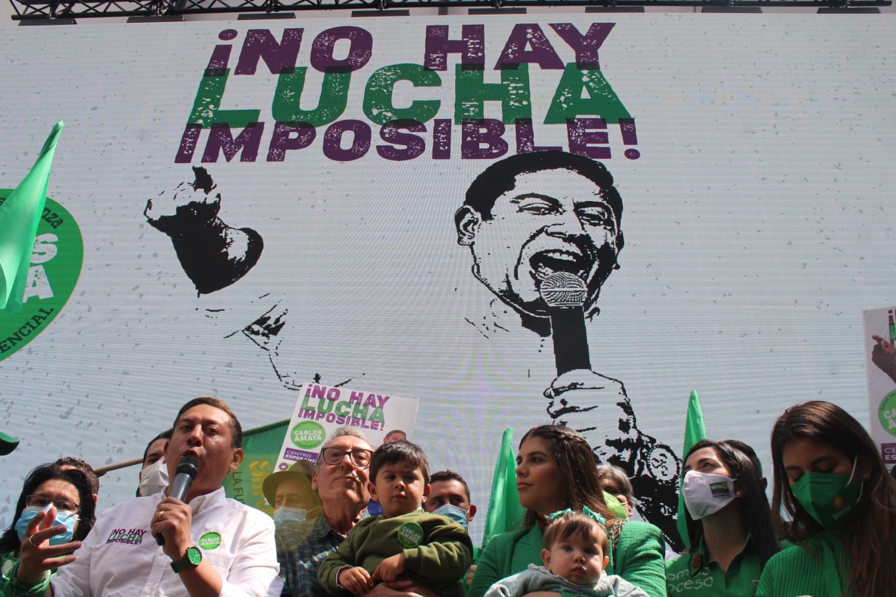 "A partir de ahora, serán 40 días en los que trabajaremos por defender la democracia y por la posibilidad de vivir en un país sin miedo", aseguró Amaya.