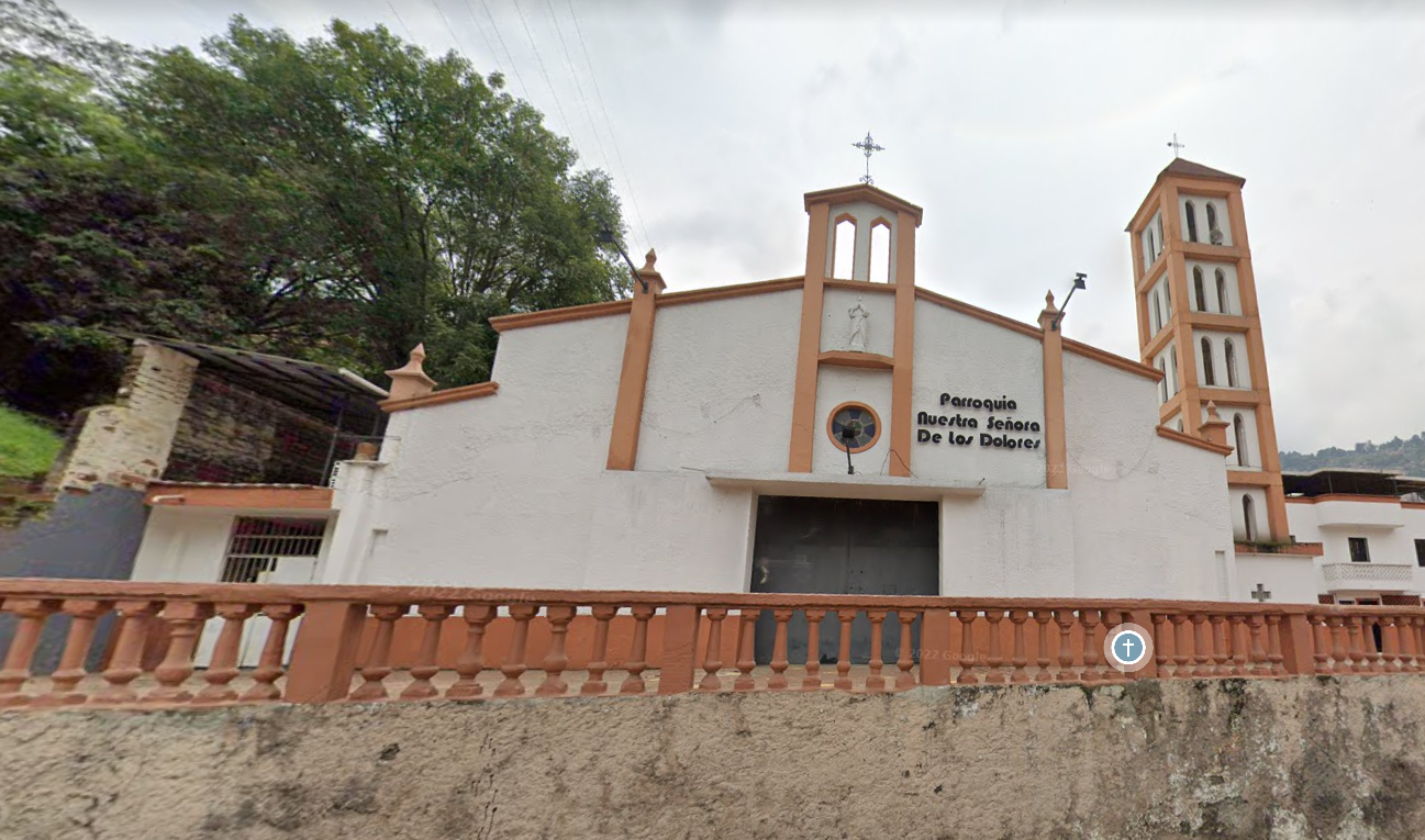 Hombre murió al caer de la ventana de una iglesia que al parecer pretendía robar