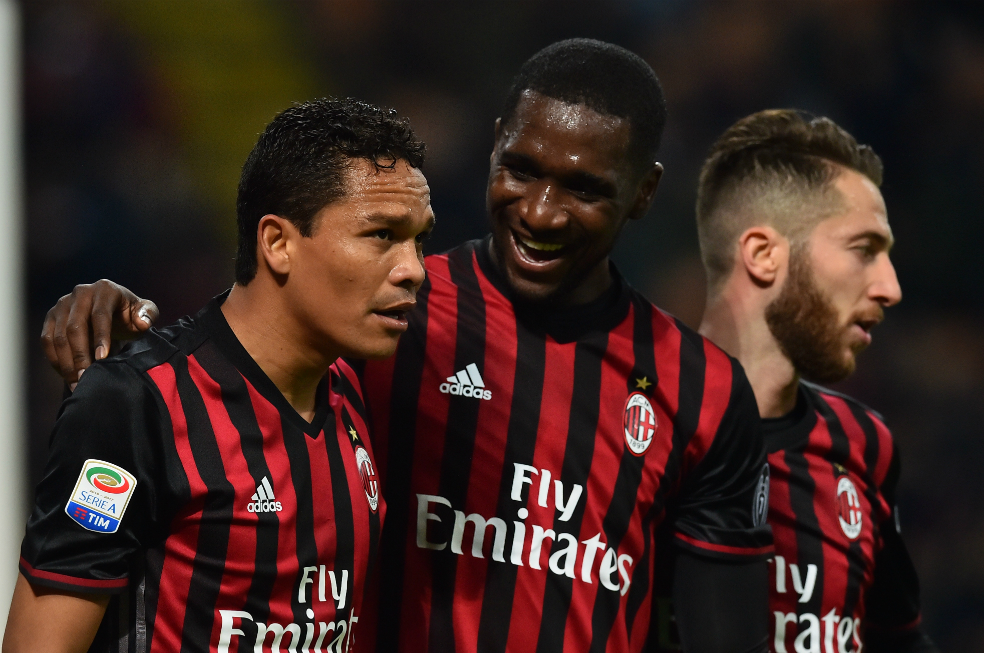 Doblete de Carlos Bacca le da el triunfo al Milan sobre el Chievo