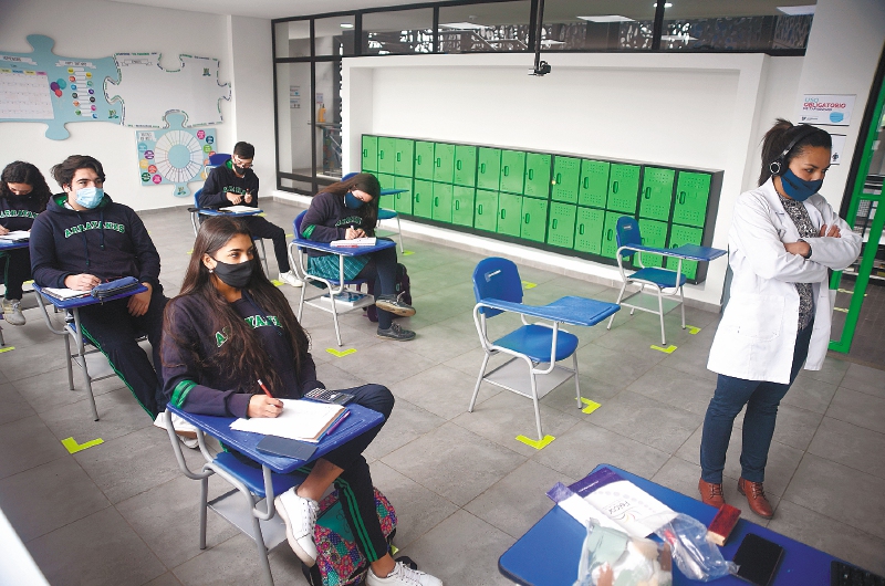 A la espera del regreso a clases presenciales en Bogotá