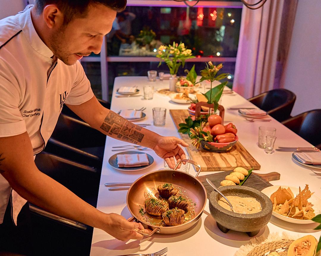 Jairo, del W Bogotá, fue elegido el mejor restaurante de hotel de Colombia