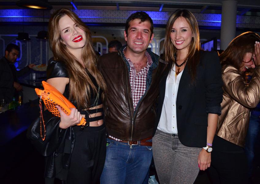 Noche de belleza con TEEZ Trend Cosmetics