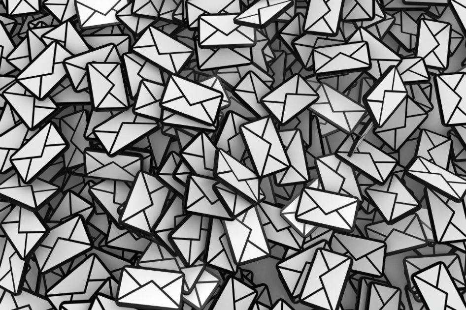 Murió el creador del correo electrónico, pero no su producto (por desgracia, para algunos)