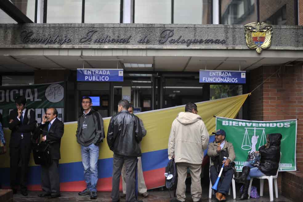 Sueldos, el punto ciego del paro judicial