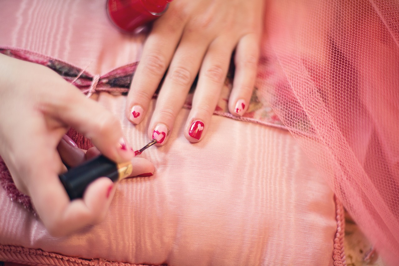 Despide el año con estilo: los 6 diseños de uñas que debes probar este Año Nuevo