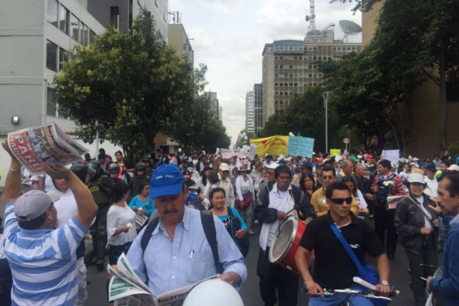 Movilizaciones de vendedores informales causan problemas de movilidad en Bogotá