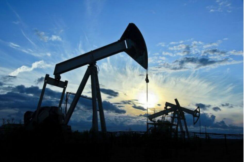 Petróleo repunta tras derribo de dron de Estados Unidos por parte de Irán
