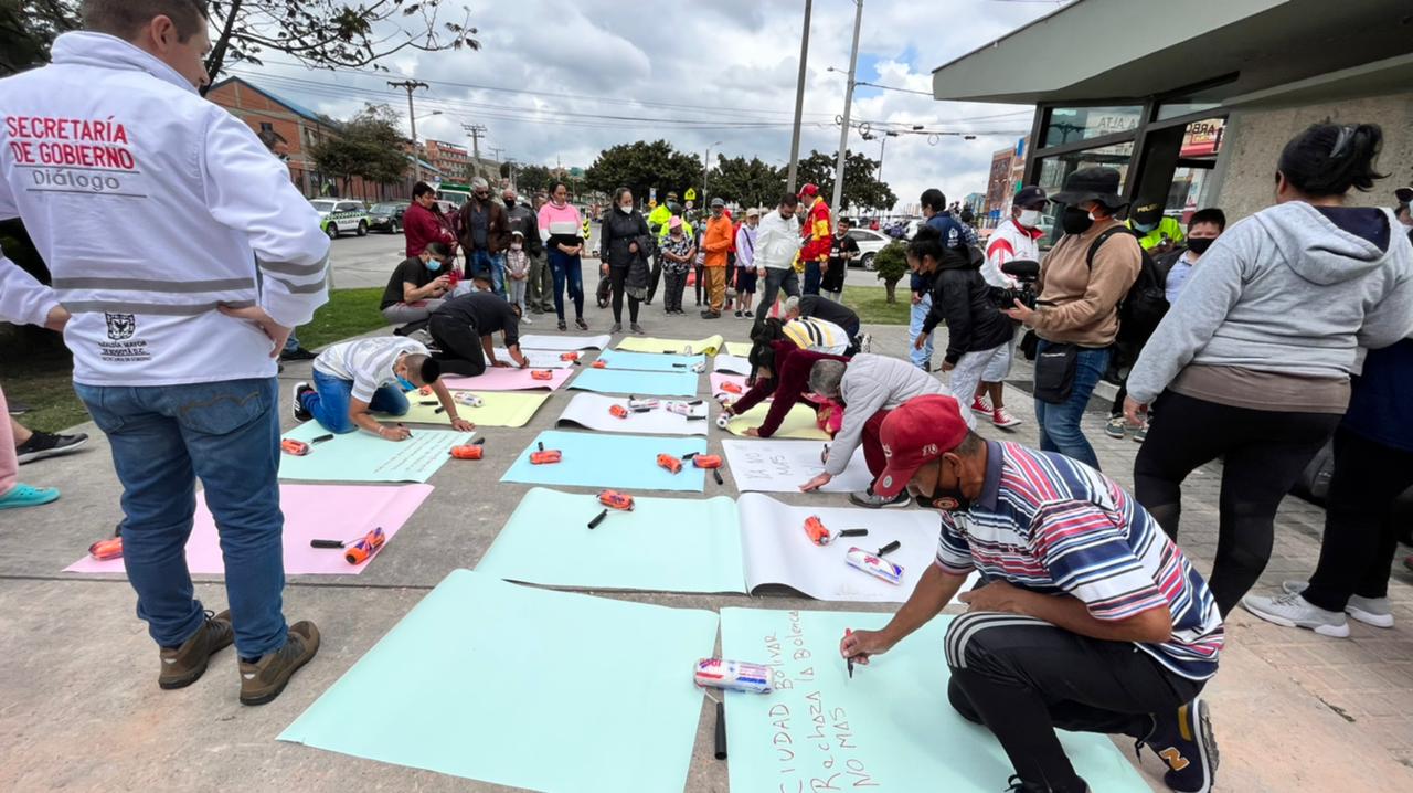 Explosión CAI de Ciudad Bolívar: Comunidad expresa su rechazo a través del arte