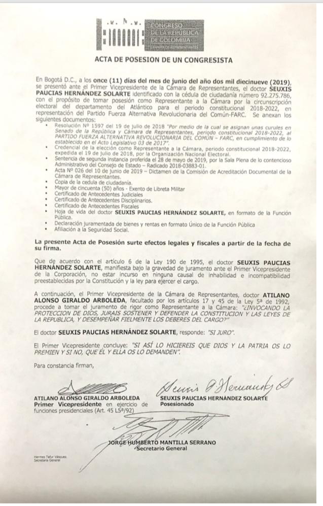 Acta de posesión.CortesíaLuego de más de un año de reclusión en La Picota, Santrich quedó en libertad el pasado 17 de mayo. Pero solo unos minutos. A tan solo unos pasos por fuera de la cárcel, fue recapturado por el Cuerpo Técnico de Investigaciones de la Fiscalía por presuntos delitos de concierto para delinquir con fines de narcotráfico. Desde ese momento empezó un proceso de incertidumbre para Santrich.