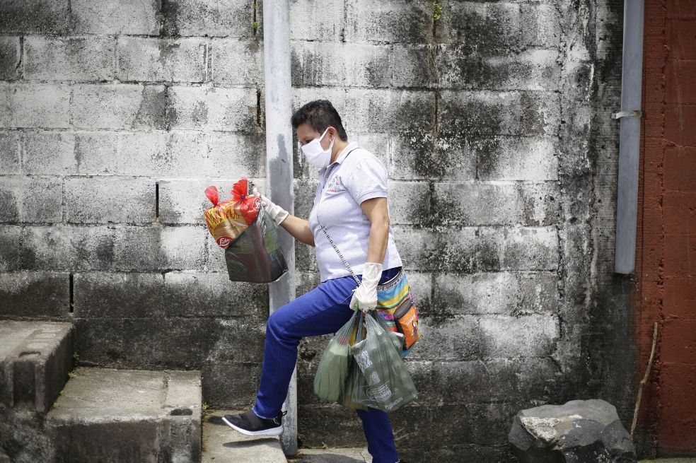 “Las trabajadoras sexuales no moriremos de COVID-19, sino de hambre”, dicen en El Salvador