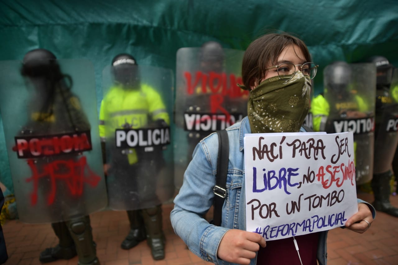 Durante la jornada fueron detenidas cinco personas, por protagonizar actos vandálicos.