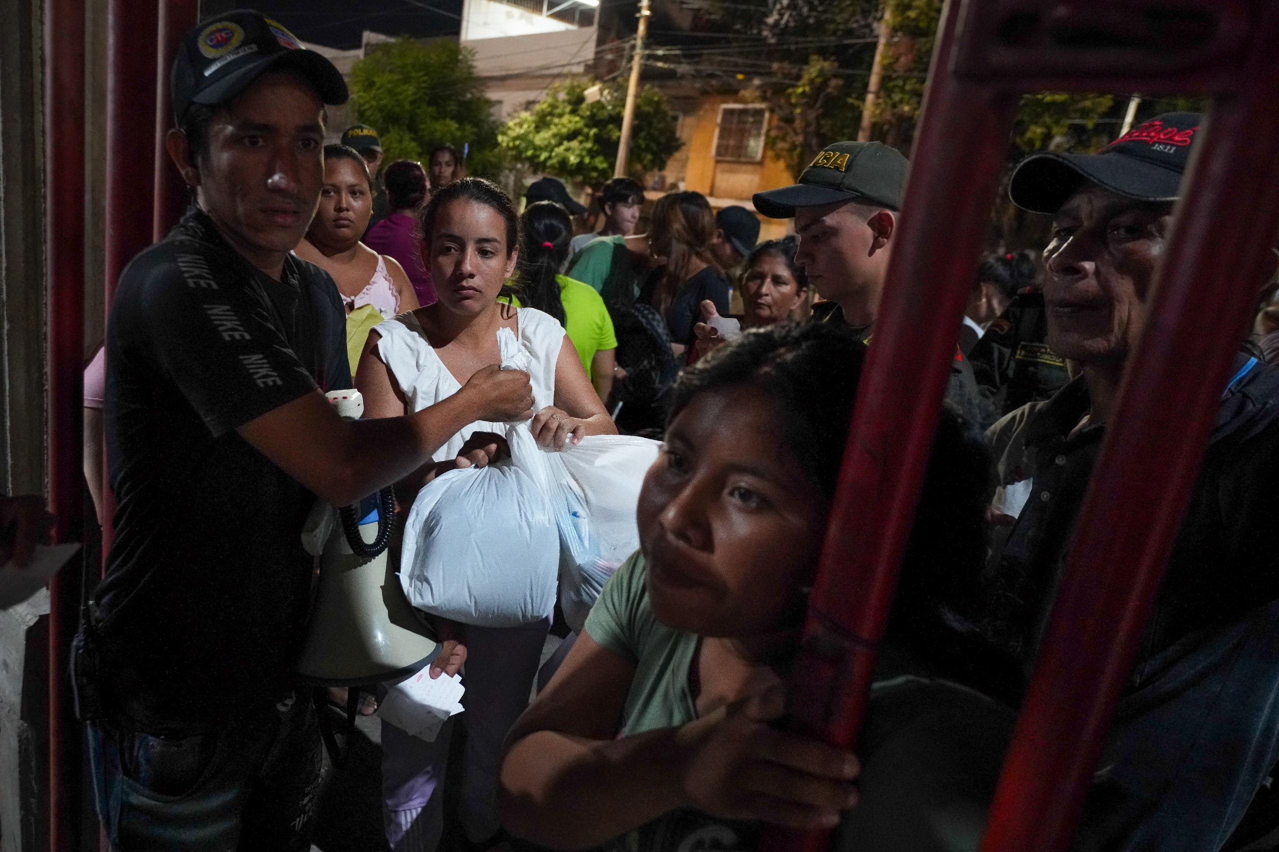 Bogotá y ACNUR firman acuerdo para proteger a la población desplazada y migrante
