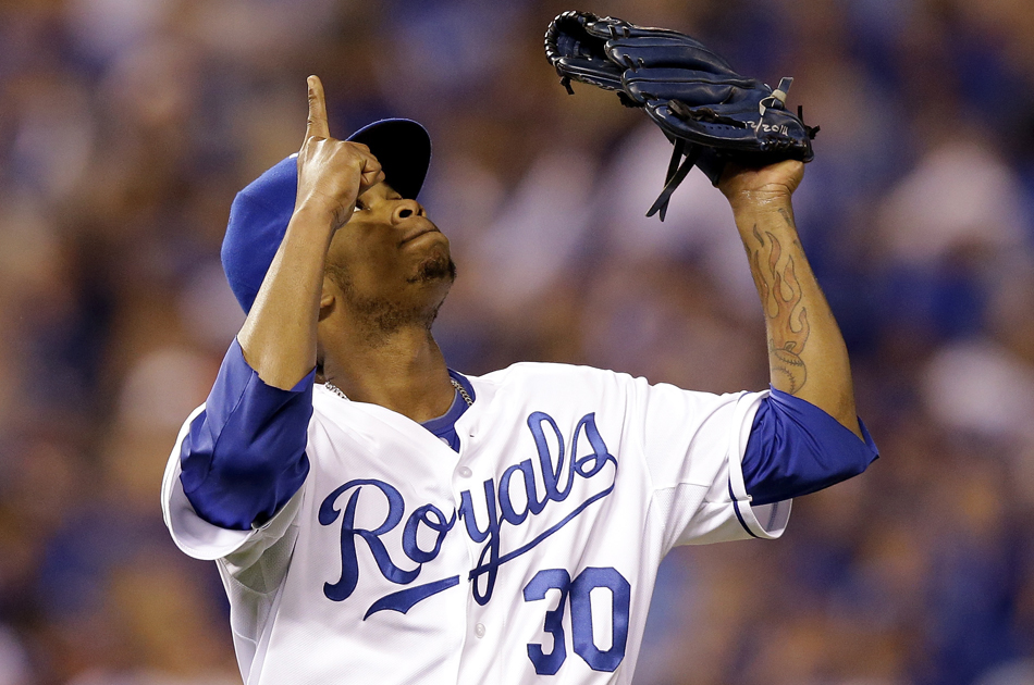 Ventura blanquea a los Gigantes y los Reales empatan la serie