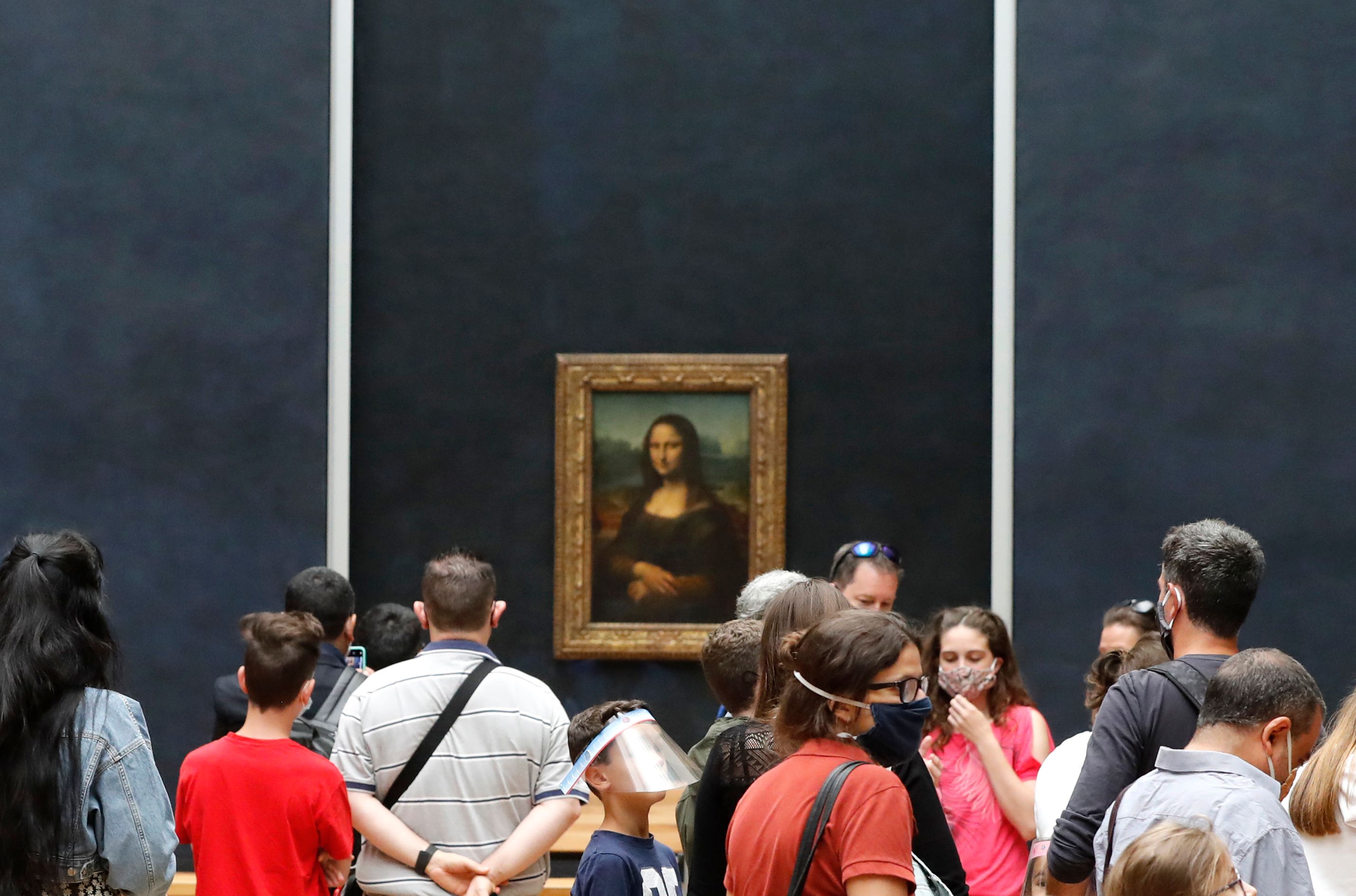 El Louvre reta a 100 artistas a rehacer sus obras más icónicas