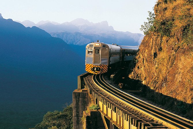 El recorrido en tren a Morretes es el segundo atractivo turístico más visitado en Paraná, después de las cataratas de Iguazú.