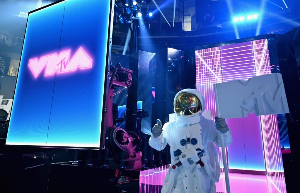 Miley Cyrus, J Balvin y Rosalía, listos para los MTV Video Music Awards 2019
