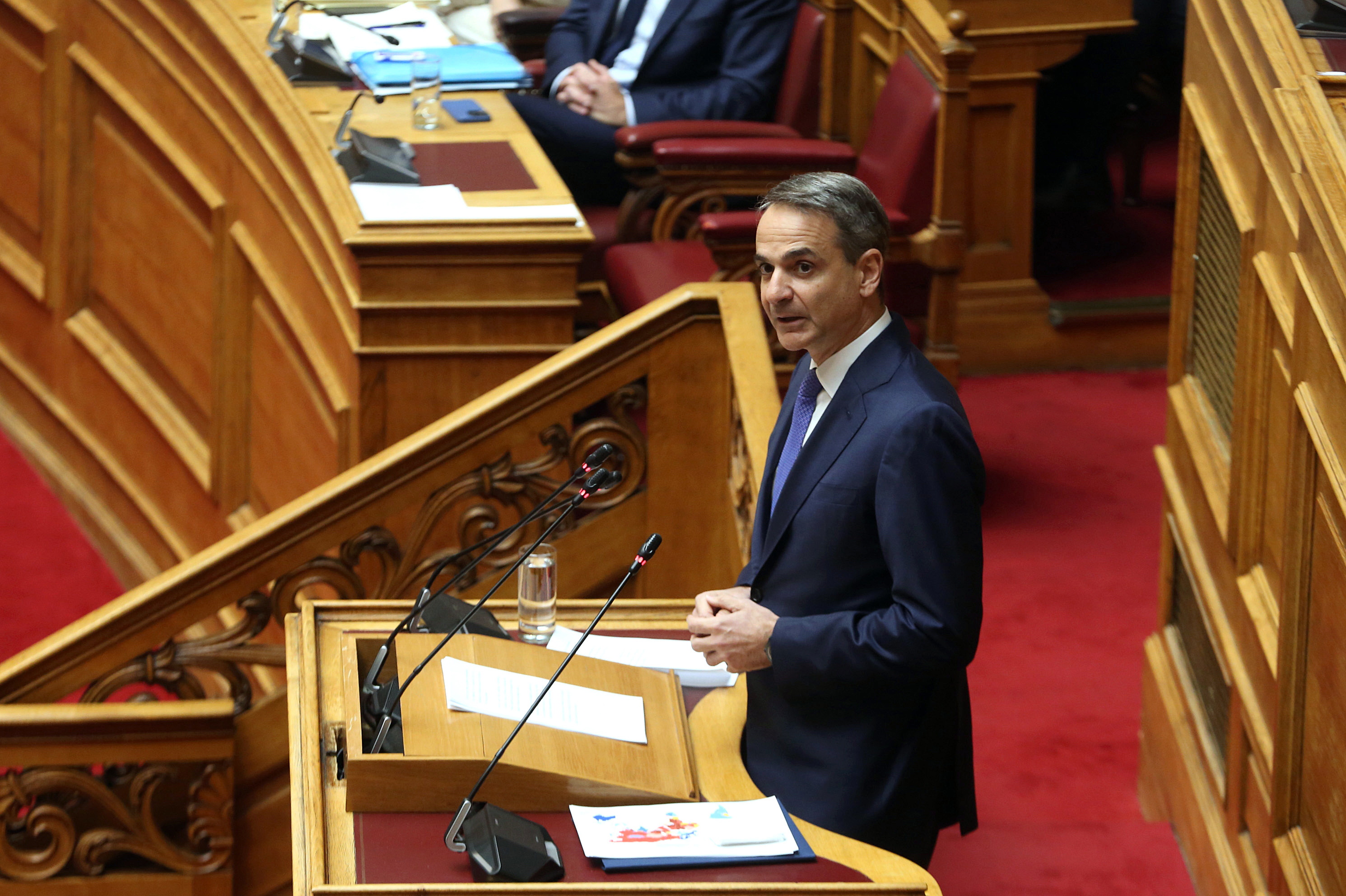 Athens (Greece), 13/02/2024.- Greek Prime Minister Kyriakos Mitsotakis addresses the parliament during the debate on the equality in marriage bill, in Athens, Greece, 15 February 2024. On the evening of 15 February, the Greek parliament will vote on the same-sex civil marriage bill after the leaders of parties deliver their speeches in reverse order. (Grecia, Atenas) EFE/EPA/ALEXANDROS BELTES
