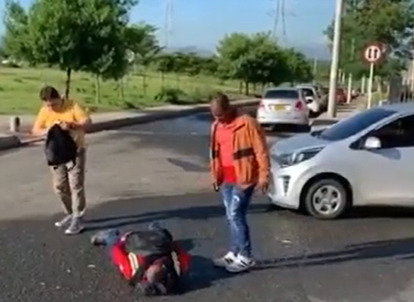 Video: Con siete motos robaron $400 millones a carro de valores en Barranquilla