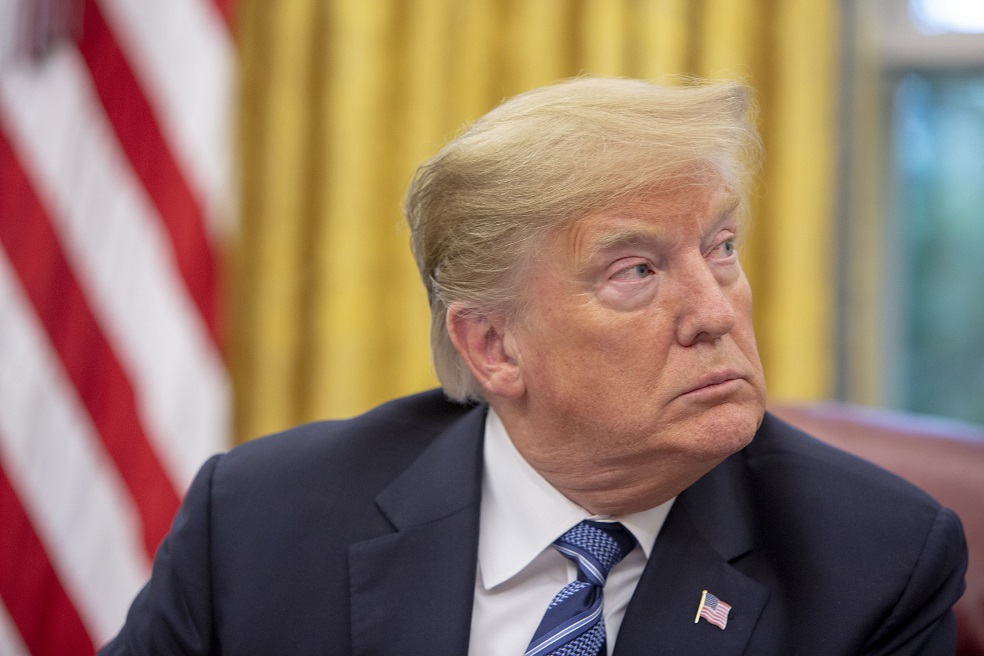 Trump autoriza sanciones en caso de injerencia en elecciones legislativas