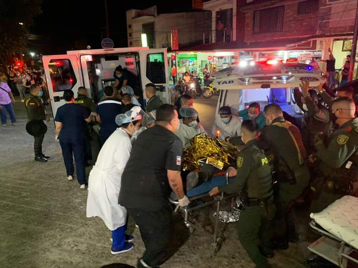 Ataque contra la caravana de gobernador de Caquetá deja dos policías muertos