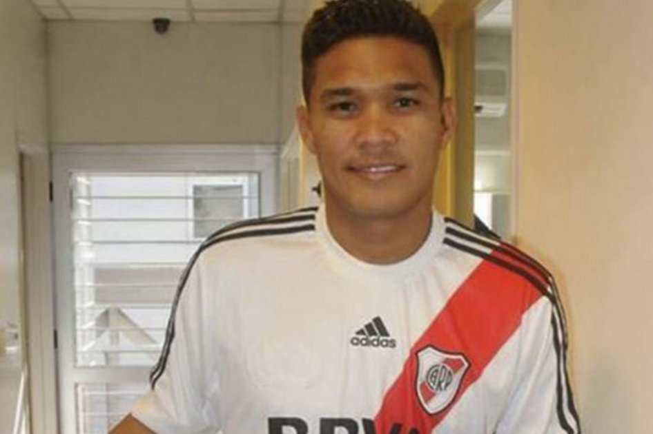 River Plate aseguró que Teófilo Gutiérrez se quedará en Argentina