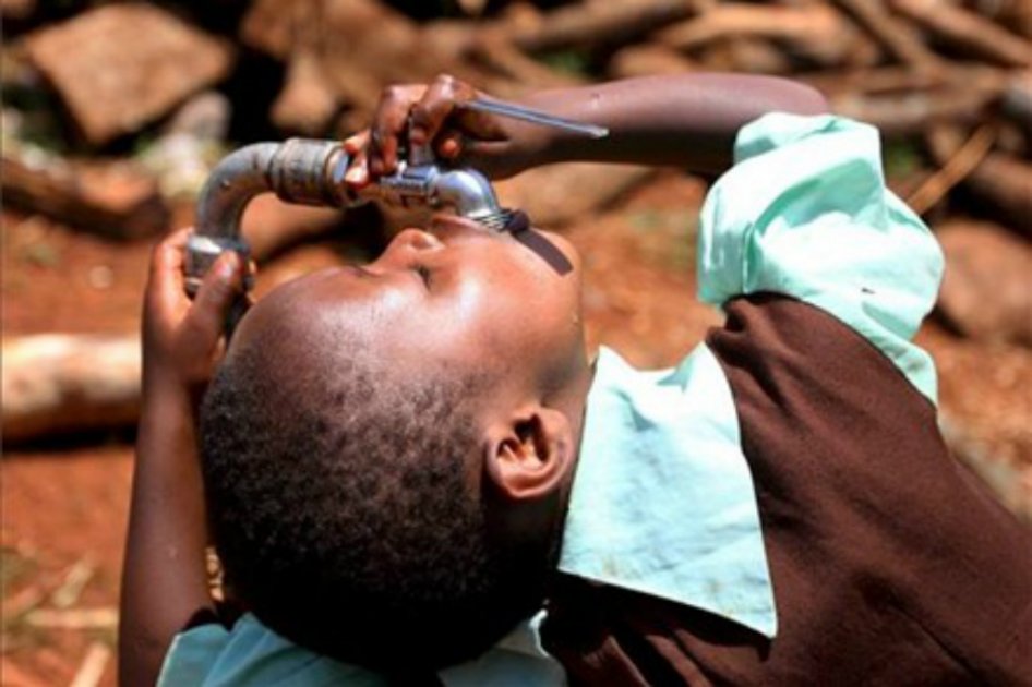 Una de cada tres personas en el mundo no cuenta con agua