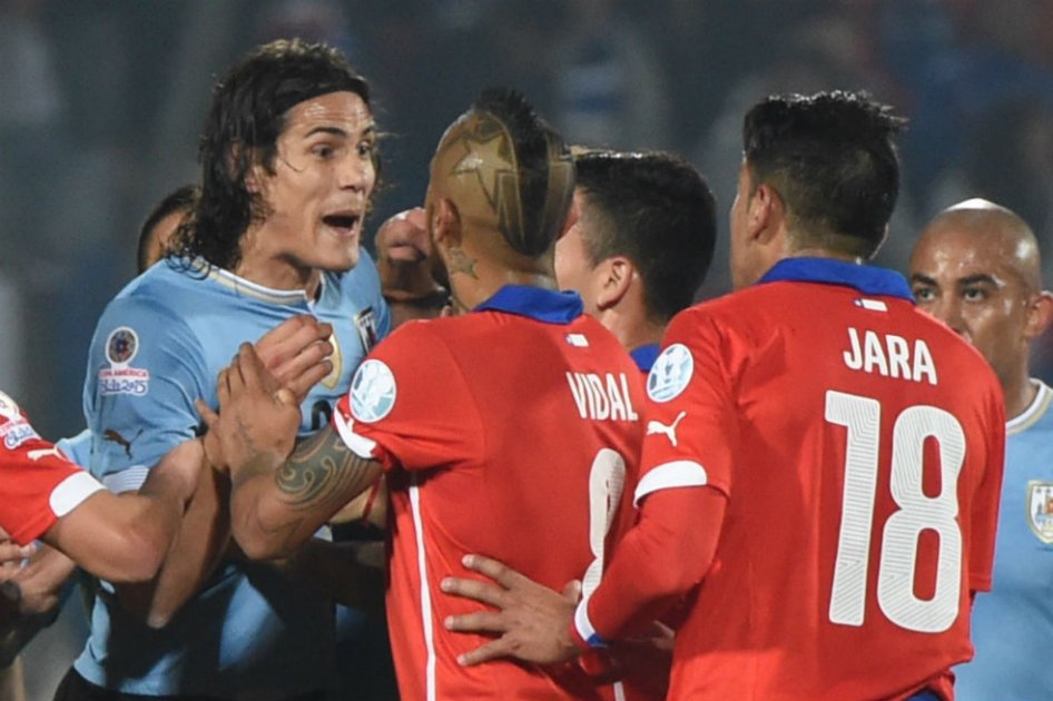 Conmebol abrirá expediente disciplinario a Jara por provocación a Cavani