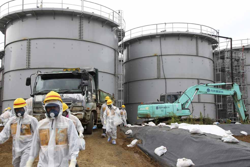 Con túnel submarino, verterán agua contaminada de central nuclear Fukushima al mar