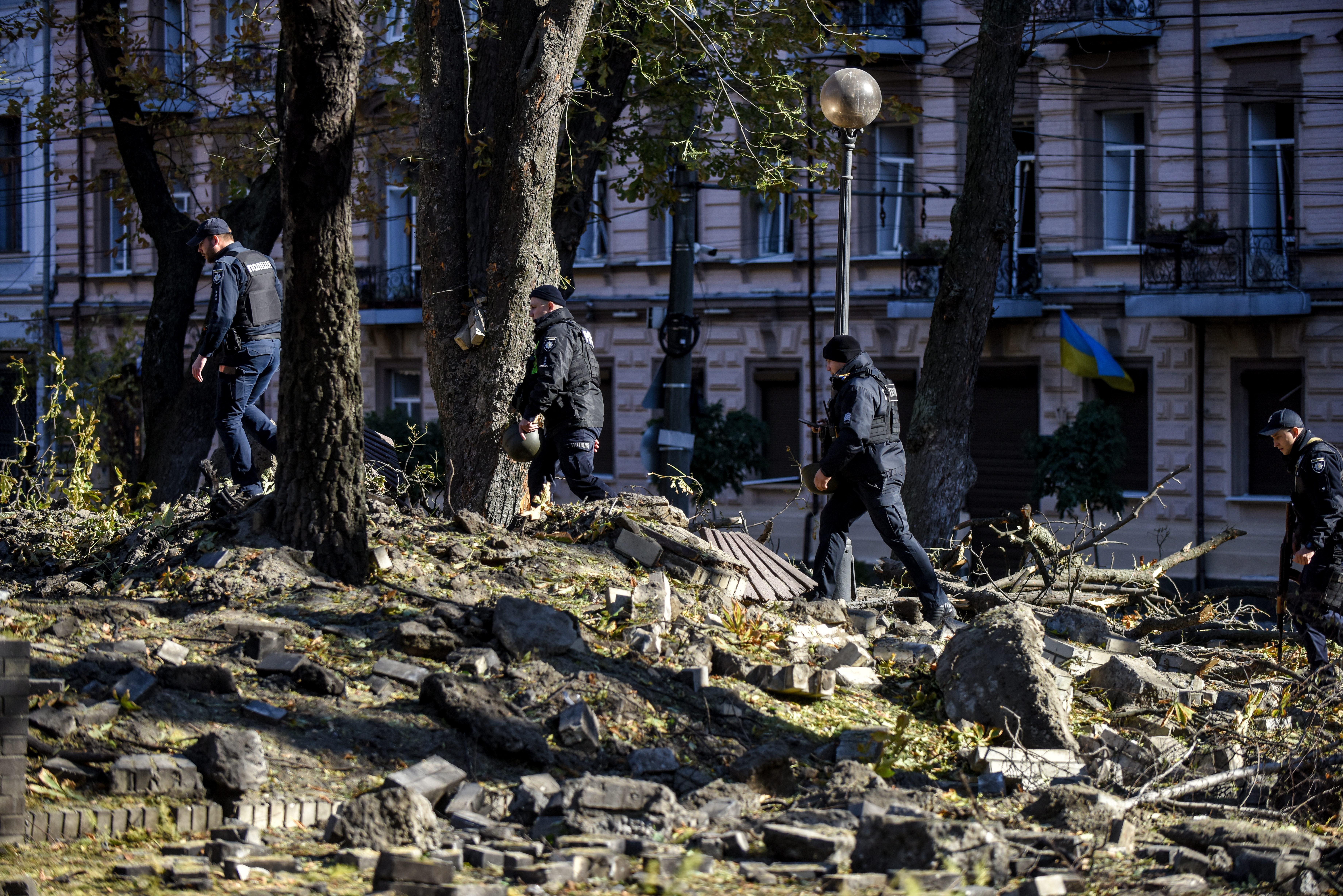 Rusia lanzó bombardeos “masivos” en varias ciudades ucranianas, incluida Kiev