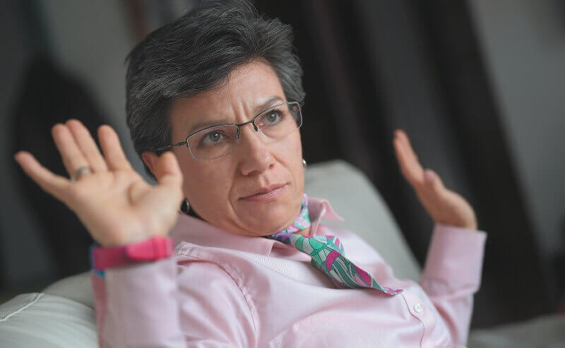 «Así quiera, no puedo suspender la licitación de Transmilenio por la Av. 68»: Claudia López